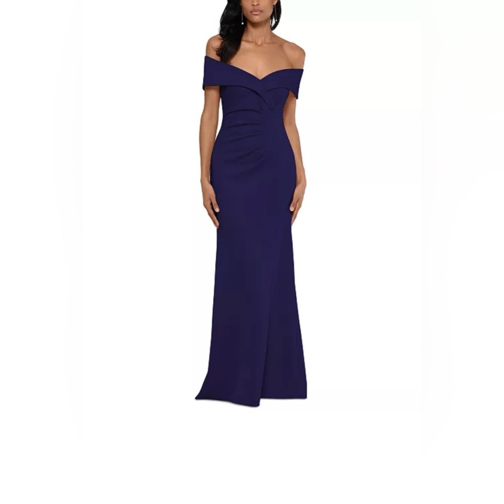 XSCAPE
Off-The-Shoulder Ruched Gown - Picture 2 of 5